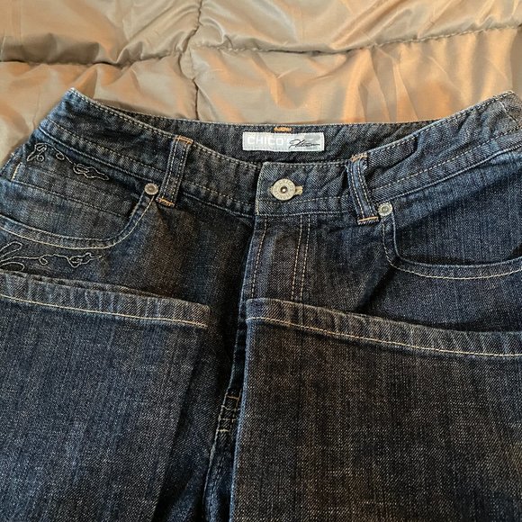 Chicos Platinum Jeans with Fancy Pockets~sz 0 - Picture 7 of 11